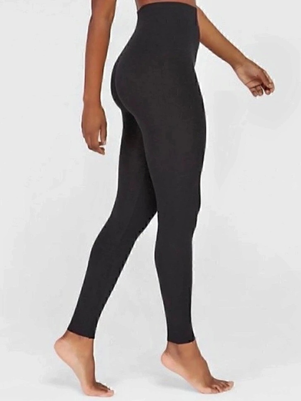 Assets by Spanx Black Nylon Leggings Like New size small